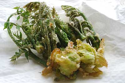 お昼にテンプラ して、いただきました。