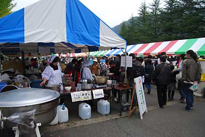 沢山の出店がありました。