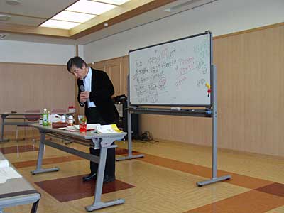 講師の方は、㈱キースタッフの社長さんの鳥栖先生でした。
