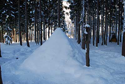 短期用雪室です。