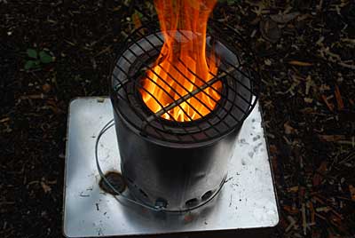 ペレットを燃料に燃焼実験をしてみました。