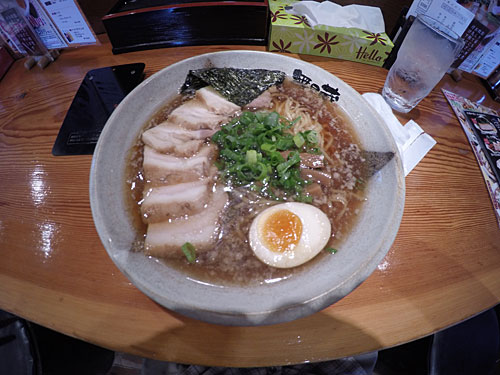 久しぶりに六日町の無尽蔵のラーメンを食べることが出来ました。
