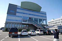県央地域地場産業振興センター「リサーチコア」