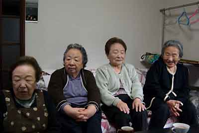母の姉妹は、ほんとに良く似ています。