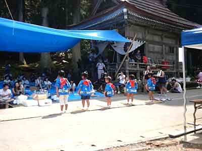 妻の実家（お隣の市）のお祭りに行ってきました。