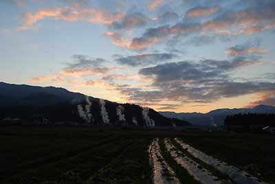 夕方近くになって、ようやくお天気が回復してきました。
