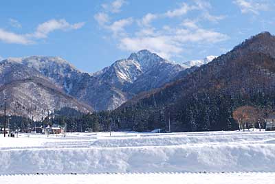 大源太に帰って来てから雪景色。