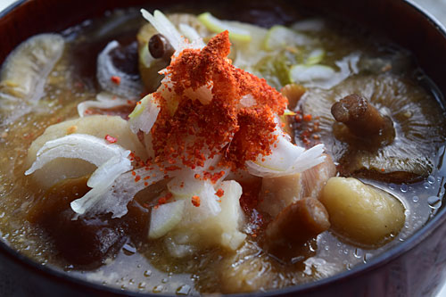 さっそくキノコ汁で試食してみました。