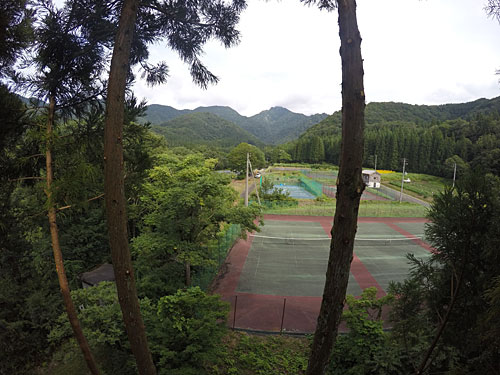 大源太山も見えるようになりました。