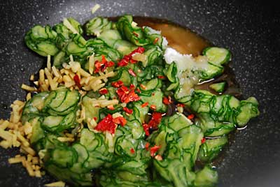 キュウリの佃煮です。