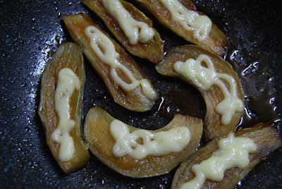 白ナスのマヨネーズ焼きです。