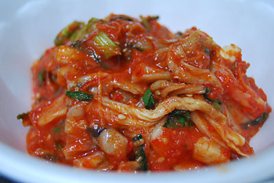 白菜キムチの発酵が進み食べ頃になりました。