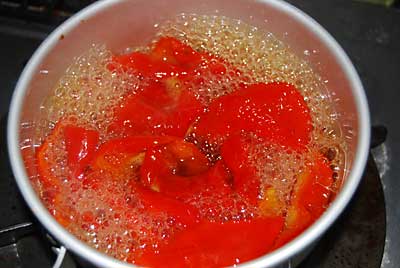 戻した水もそのまま使って旨煮を作ることにしました。