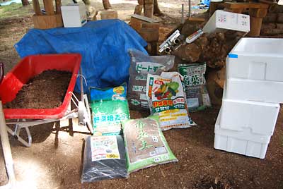 種まきセットの材料です。