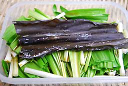行者ニンニクの醤油漬け